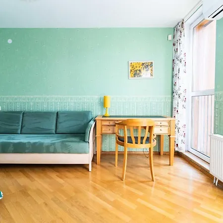 Apartment Waves Apartment, By Cohost